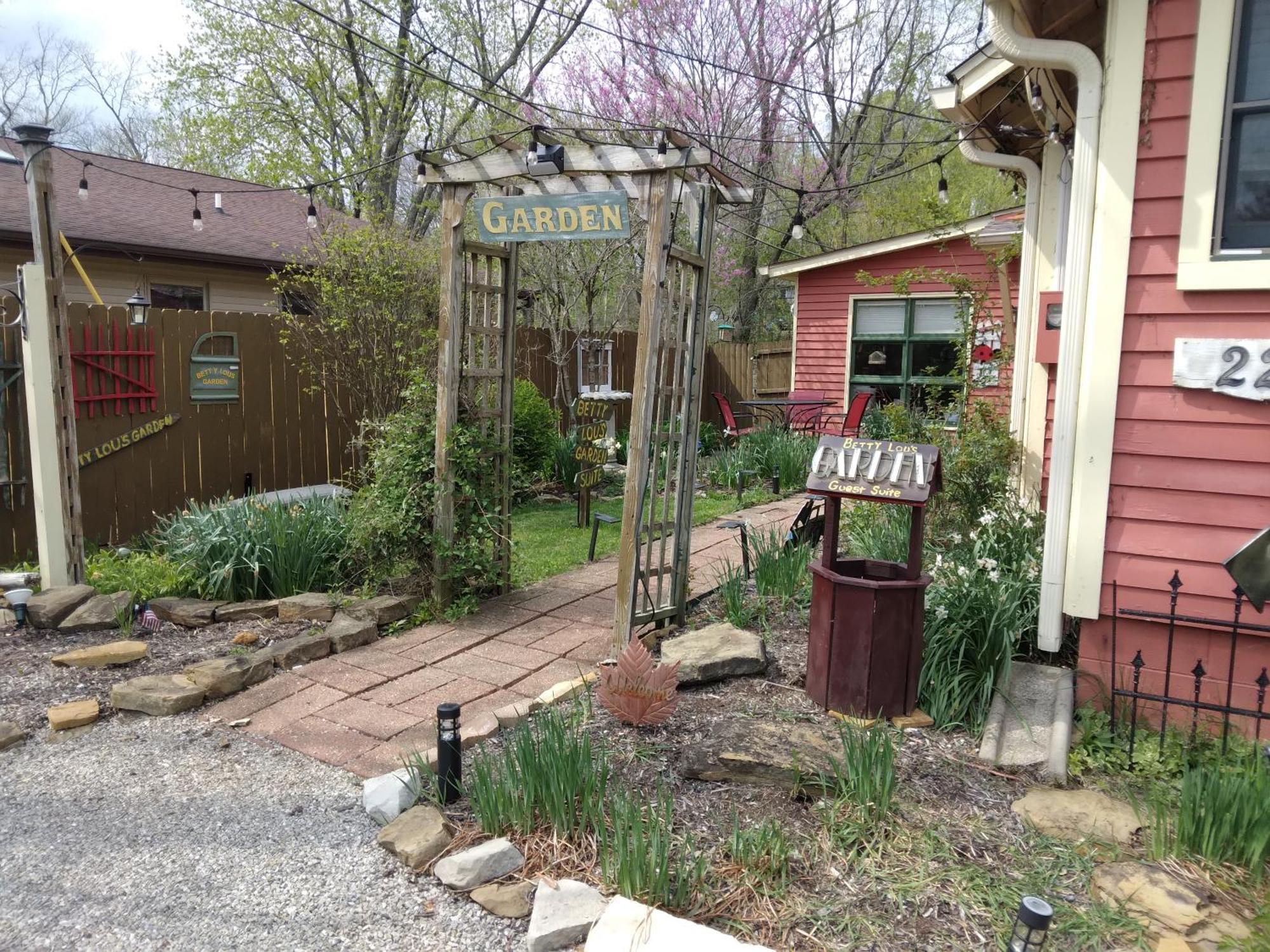 Betty Lous Garden Acomodação com café da manhã Nashville Exterior foto